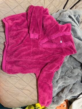 JoyLab Vibrant Magenta Plush Zip Pullover